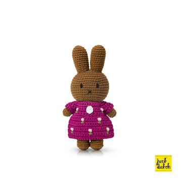 <tc>Melanie handmade and her cerise tulip dress</tc>