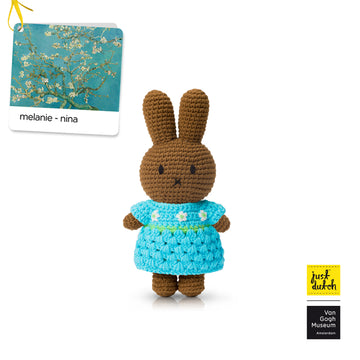 <tc>Melanie handmade and her new almond blossom dress</tc>