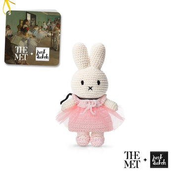 <tc>Miffy handmade and her degas outfit</tc>