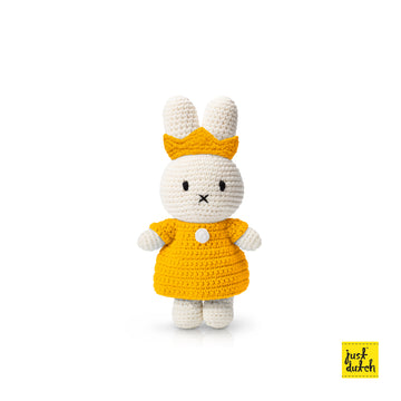 Miffy 米飛和她的皇后裝