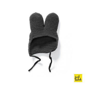 <tc>Grey hat handmade</tc>