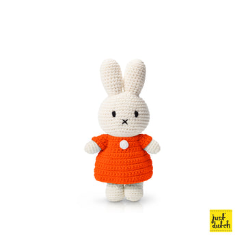 Miffy 米飛和她的橘色洋裝
