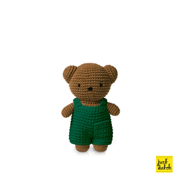 <tc>Boris handmade and his green overall</tc>