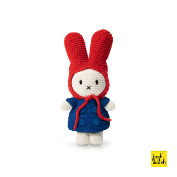 <tc>Miffy handmade and her blue coat + red hat</tc>