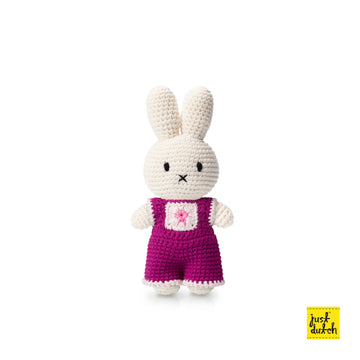 Miffy 米飛和她的櫻桃紅連身褲
