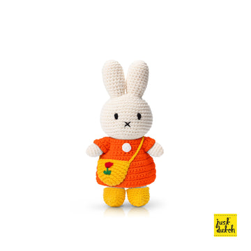 <tc>Miffy handmade and her orange dress + tulip bag & shoes</tc>